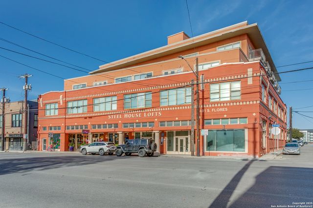 1401 S Flores St Apt 212, San Antonio, TX 78204
