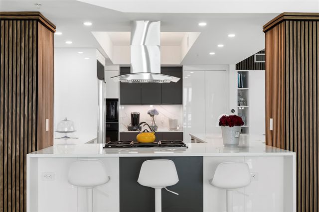 3535 S Ocean Dr 402, Hollywood, FL 33019