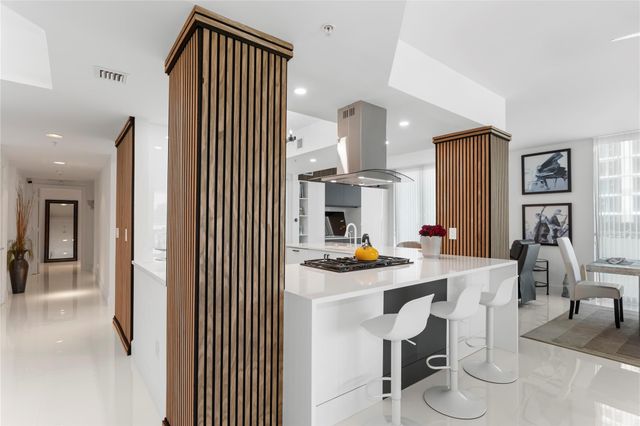 3535 S Ocean Dr 402, Hollywood, FL 33019