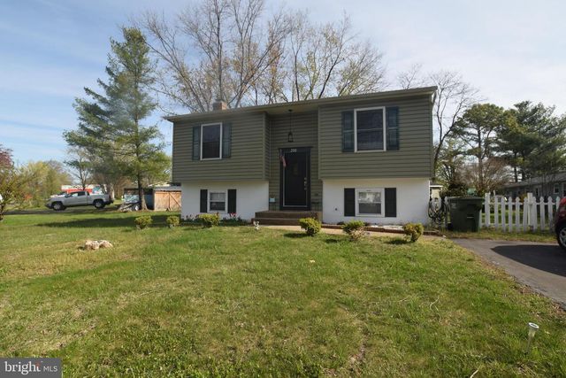 200 VIA DE ROSA DR, Stafford, VA 22556