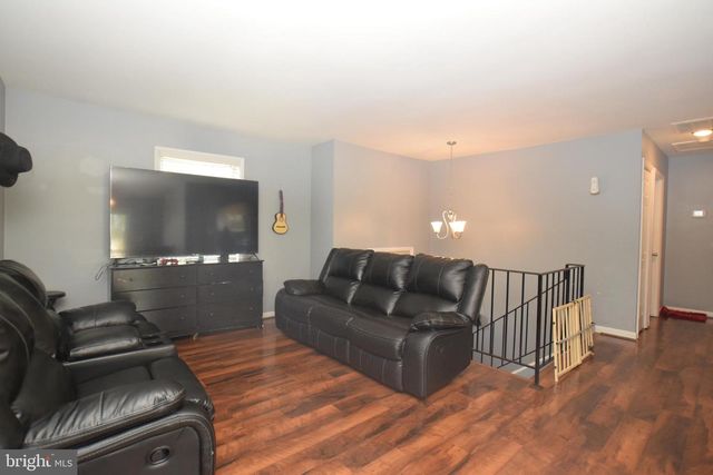 200 VIA DE ROSA DR, Stafford, VA 22556