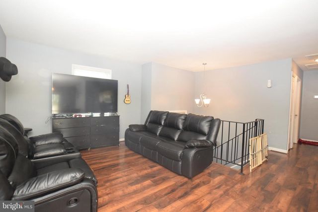 200 VIA DE ROSA DR, Stafford, VA 22556