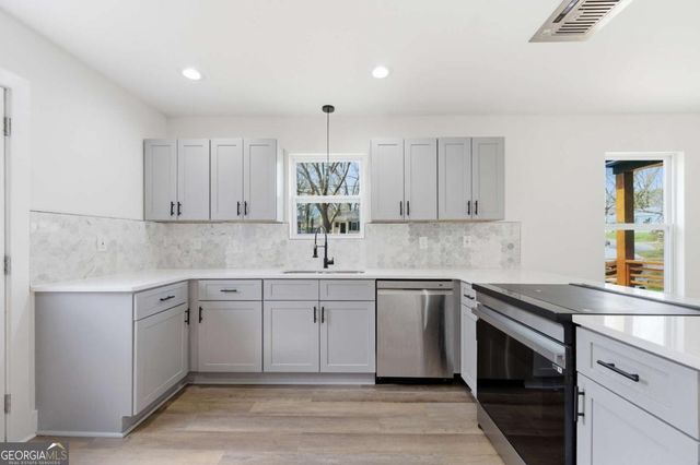 2228 Carey Drive SE, Atlanta, GA 30315