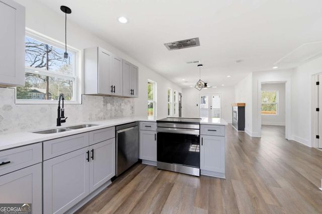 2228 Carey Drive SE, Atlanta, GA 30315