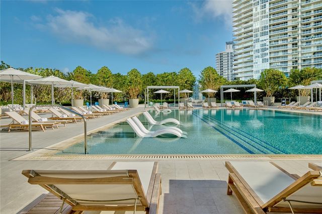 500 Alton Rd 2504, Miami Beach, FL 33139