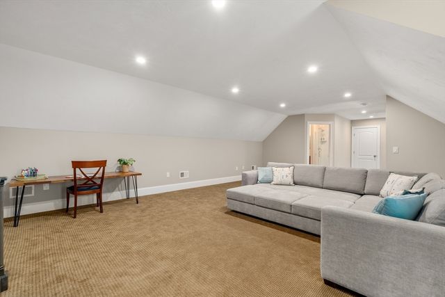 4 Twin Meadow Lane, Sudbury, MA 01776