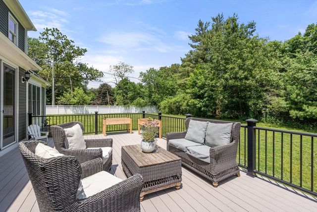 4 Twin Meadow Lane, Sudbury, MA 01776