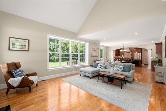 4 Twin Meadow Lane, Sudbury, MA 01776