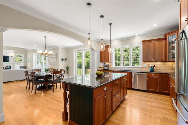 4 Twin Meadow Lane, Sudbury, MA 01776