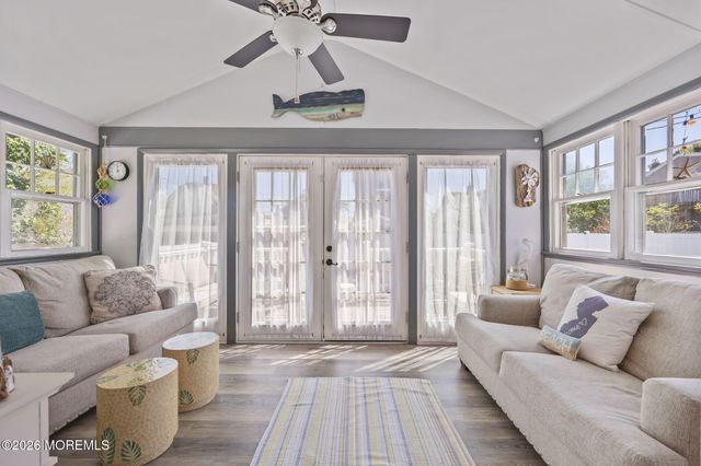 187 Washington Street, Keyport, NJ 07735