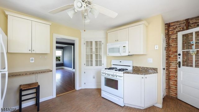 347 Pine Ave, Garwood Boro, NJ 07027