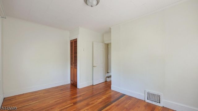 347 Pine Ave, Garwood Boro, NJ 07027