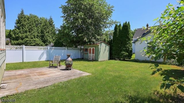 347 Pine Ave, Garwood Boro, NJ 07027