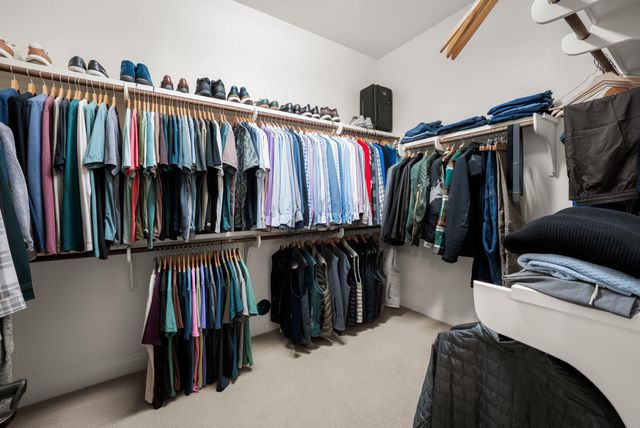 208 Santaluz LN, Austin, TX 78732