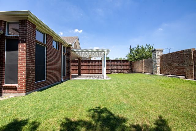 11388 Blackhawk Drive, Frisco, TX 75033