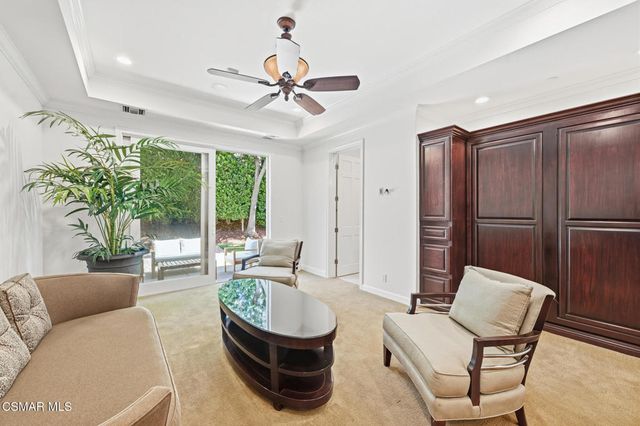 196 Lake Sherwood Drive, Lake Sherwood, CA 91361