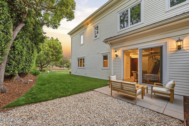 196 Lake Sherwood Drive, Lake Sherwood, CA 91361