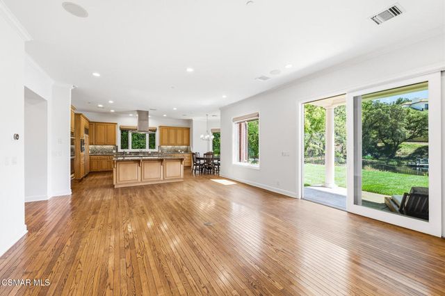 196 Lake Sherwood Drive, Lake Sherwood, CA 91361