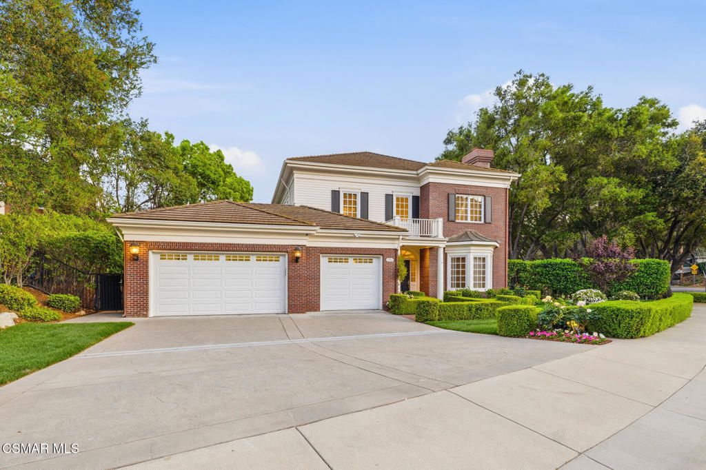 196 Lake Sherwood Drive, Lake Sherwood, CA 91361