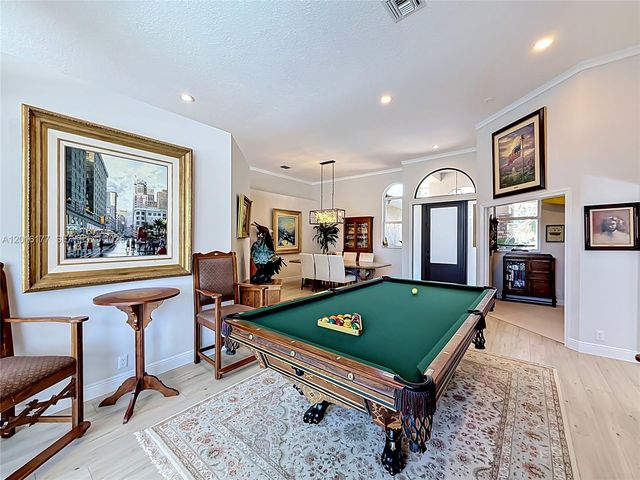 10635 NW 51st St, Coral Springs, FL 33076