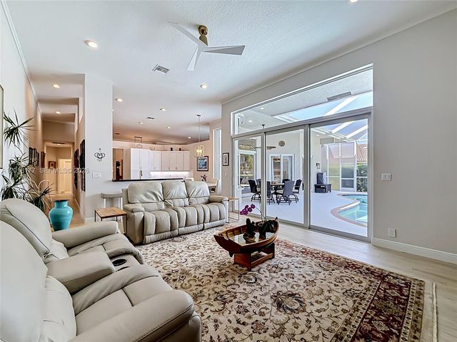 10635 NW 51st St, Coral Springs, FL 33076
