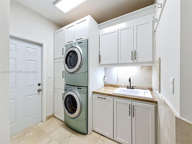10635 NW 51st St, Coral Springs, FL 33076