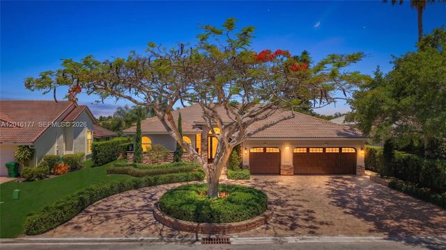 10635 NW 51st St, Coral Springs, FL 33076