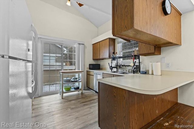 6622 Fieldstone Court, West Bloomfield, MI 48322