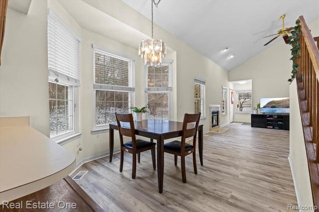 6622 Fieldstone Court, West Bloomfield, MI 48322