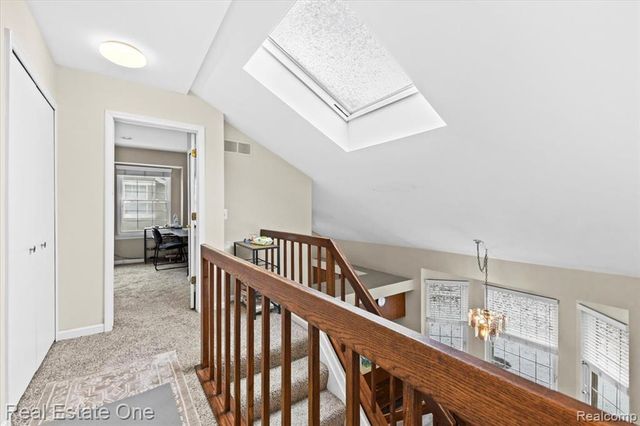 6622 Fieldstone Court, West Bloomfield, MI 48322