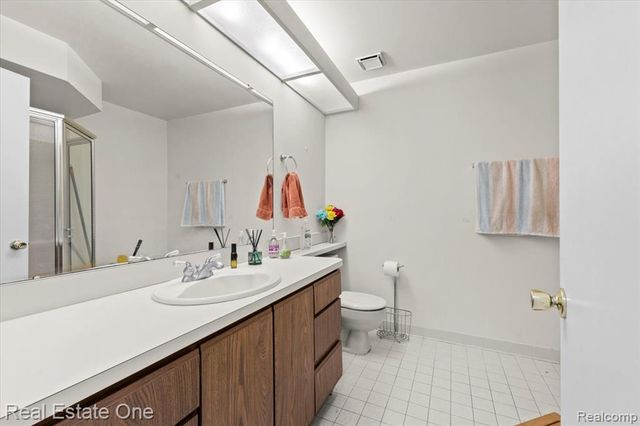 6622 Fieldstone Court, West Bloomfield, MI 48322