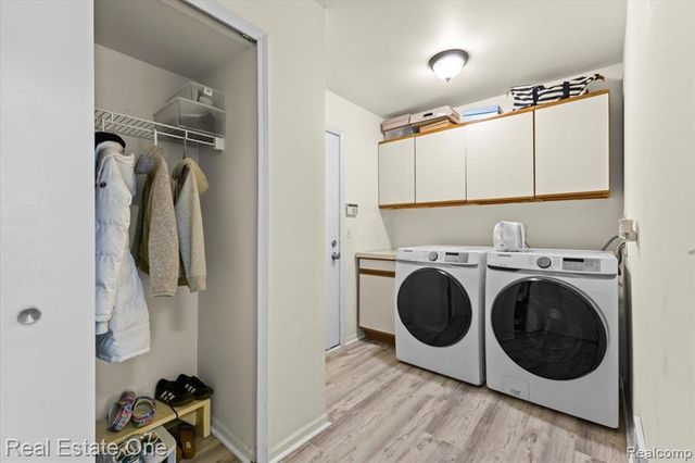 6622 Fieldstone Court, West Bloomfield, MI 48322