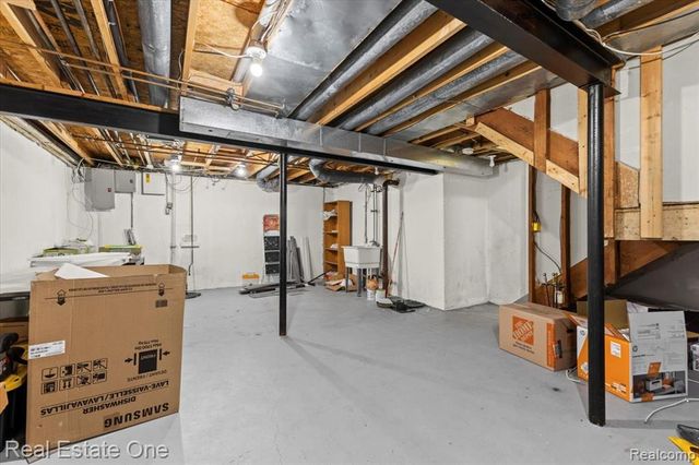 6622 Fieldstone Court, West Bloomfield, MI 48322