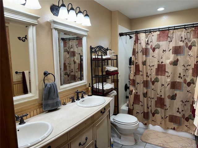 1970 County Road 241, Westcliffe, CO 81252