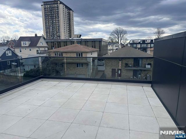 411 Jane B, Fort Lee, NJ 07024