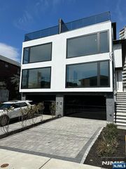 411 Jane B, Fort Lee, NJ 07024