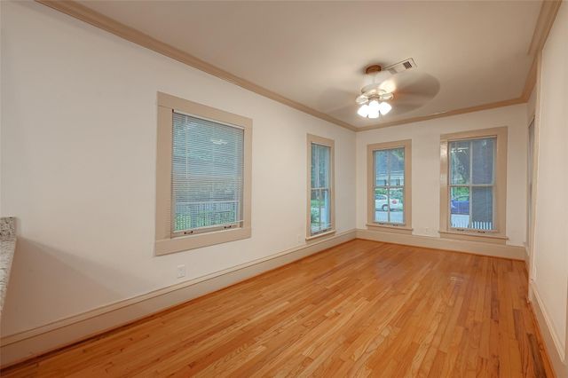2009 State Street, Houston, TX 77007