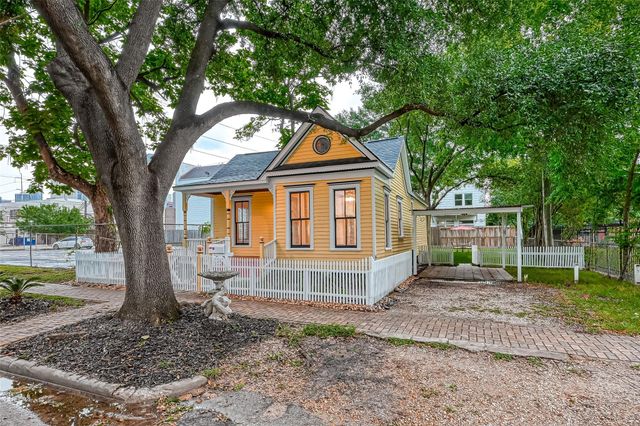 2009 State Street, Houston, TX 77007