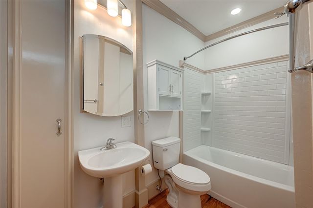 2009 State Street, Houston, TX 77007