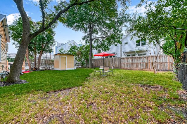 2009 State Street, Houston, TX 77007