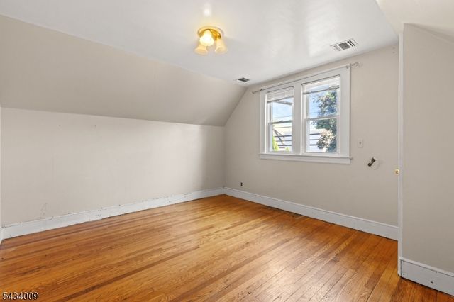 1307 Willow St, Fair Lawn Boro, NJ 07410