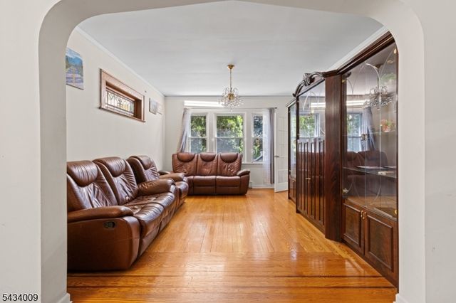 1307 Willow St, Fair Lawn Boro, NJ 07410