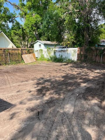 7211 N HIMES AVENUE, Tampa, FL 33614