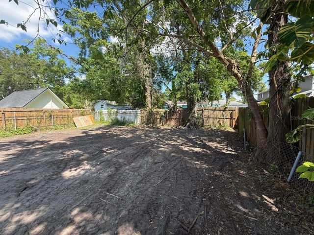 7211 N HIMES AVENUE, Tampa, FL 33614