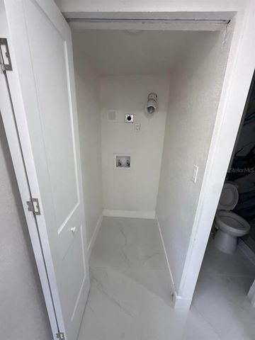 7211 N HIMES AVENUE, Tampa, FL 33614