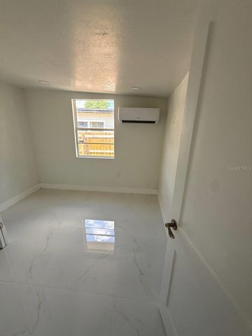 7211 N HIMES AVENUE, Tampa, FL 33614