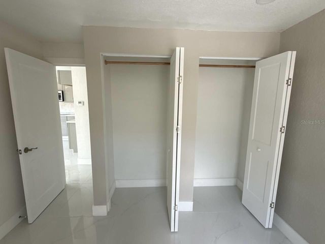 7211 N HIMES AVENUE, Tampa, FL 33614