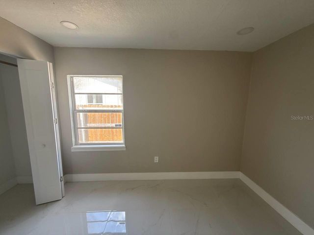 7211 N HIMES AVENUE, Tampa, FL 33614