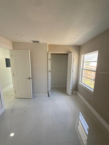 7211 N HIMES AVENUE, Tampa, FL 33614