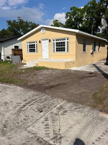 7211 N HIMES AVENUE, Tampa, FL 33614